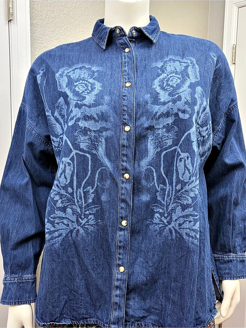 Marina Rinaldi Denim Button Down in Blue Like New Size 20